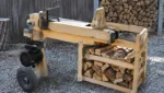 Holzspalter mit integrierter Brennholzablage als DIY-Projekt bauen